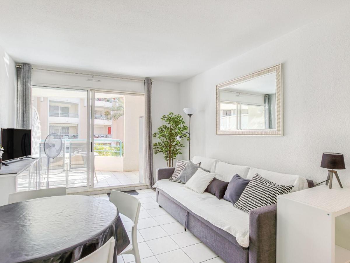 Apartment Le Cesarée-5 Fréjus Esterno foto