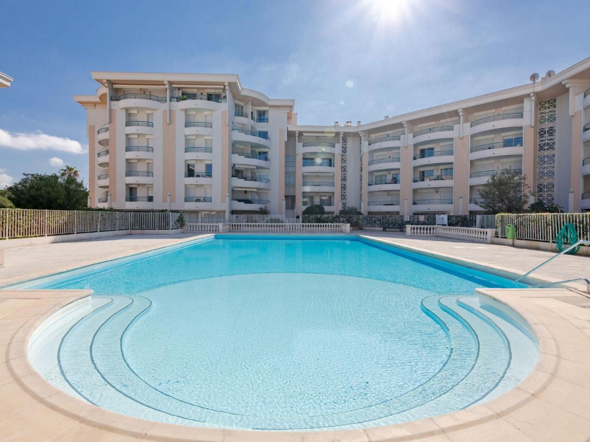 Apartment Le Cesarée-5 Fréjus Esterno foto