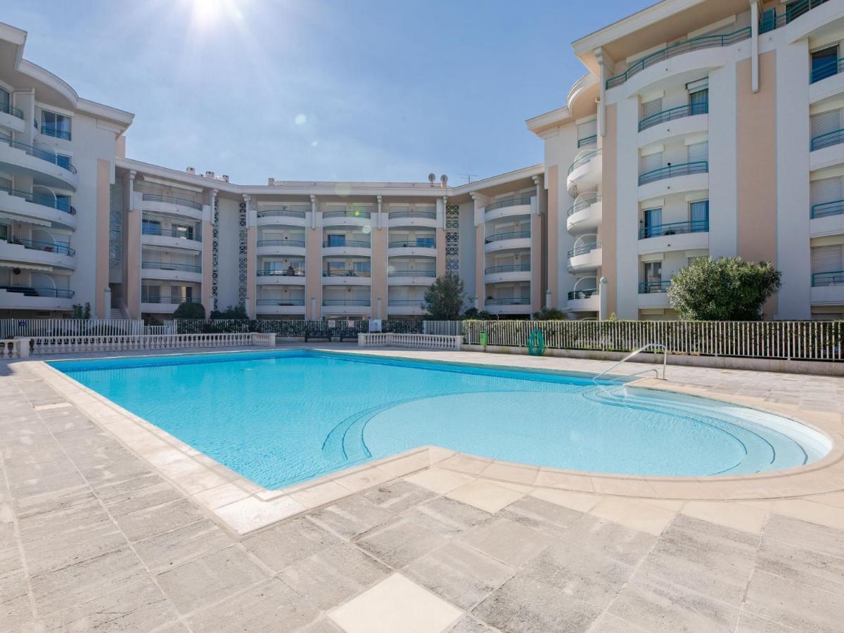 Apartment Le Cesarée-5 Fréjus Esterno foto