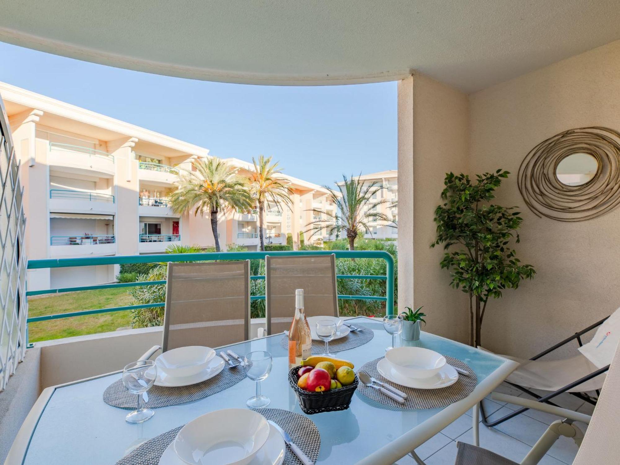 Apartment Le Cesarée-5 Fréjus Esterno foto