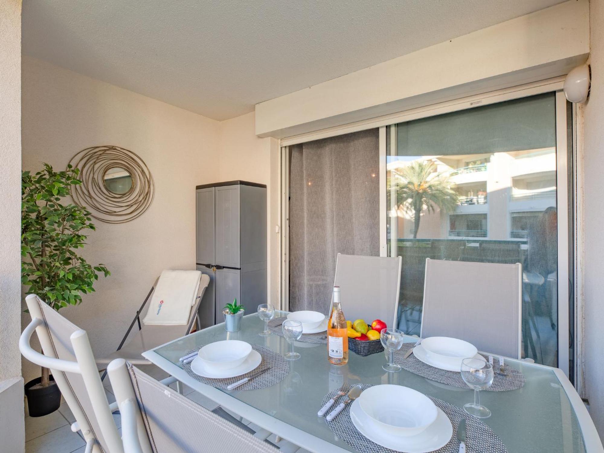 Apartment Le Cesarée-5 Fréjus Esterno foto
